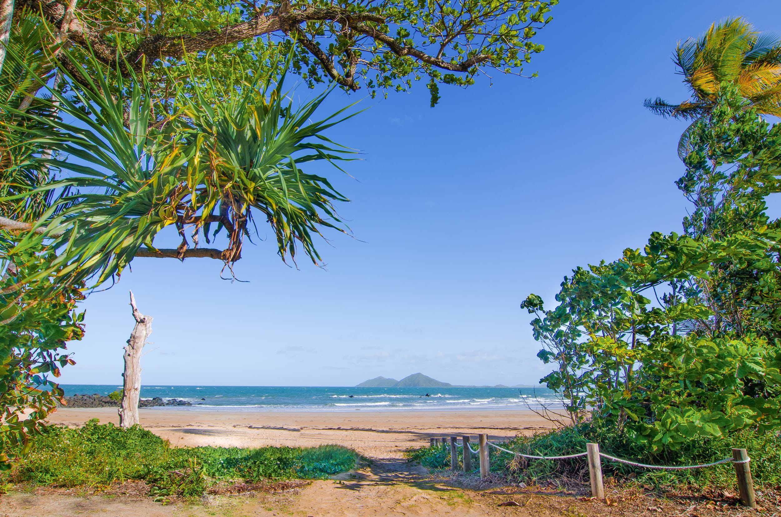 mission beach road trip darwin-cairns
