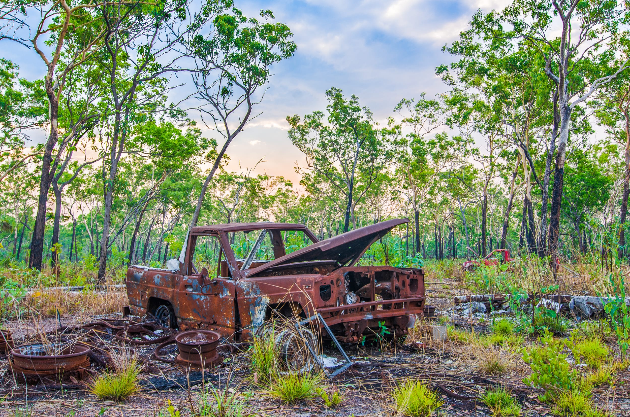 truck cemetery litchfield road trip darwin-cairns