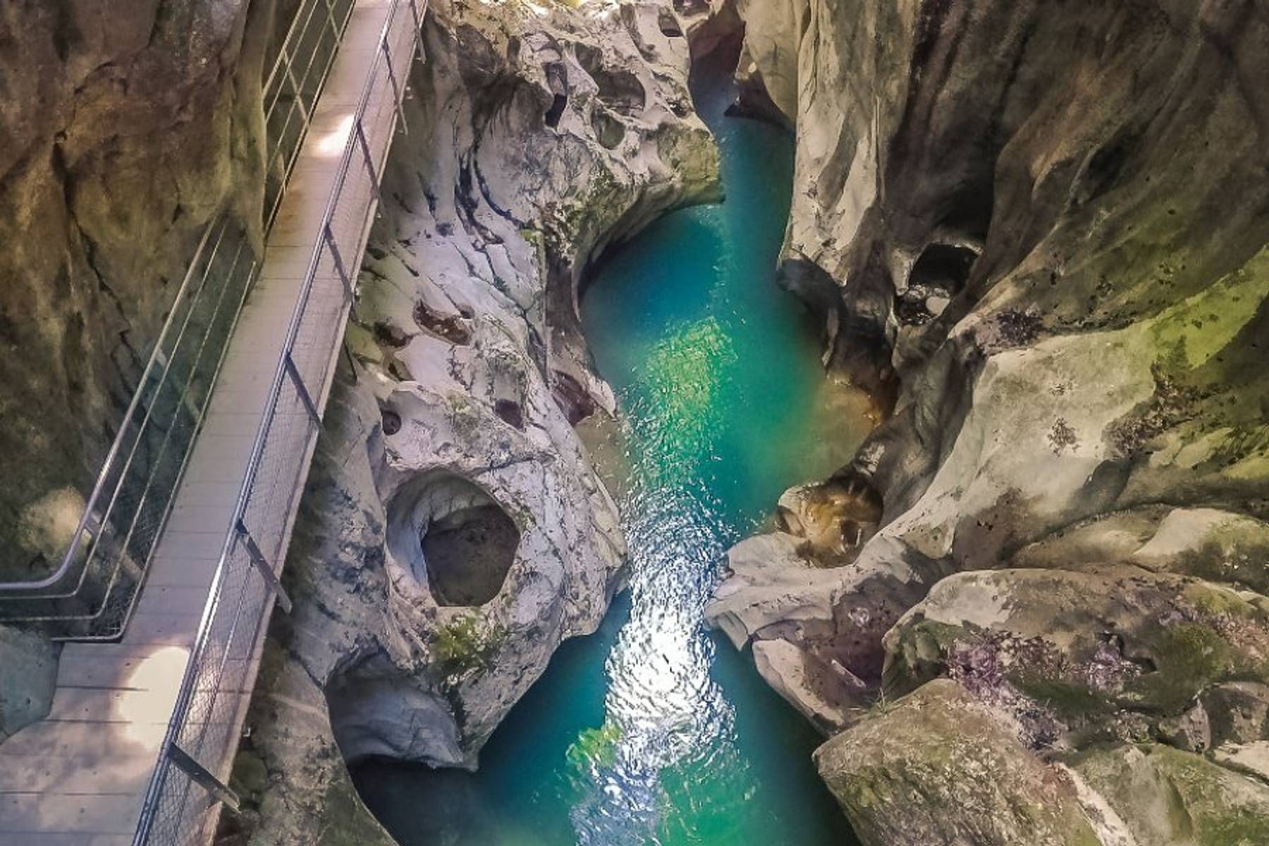 gorges du pont du diable haute-savoie